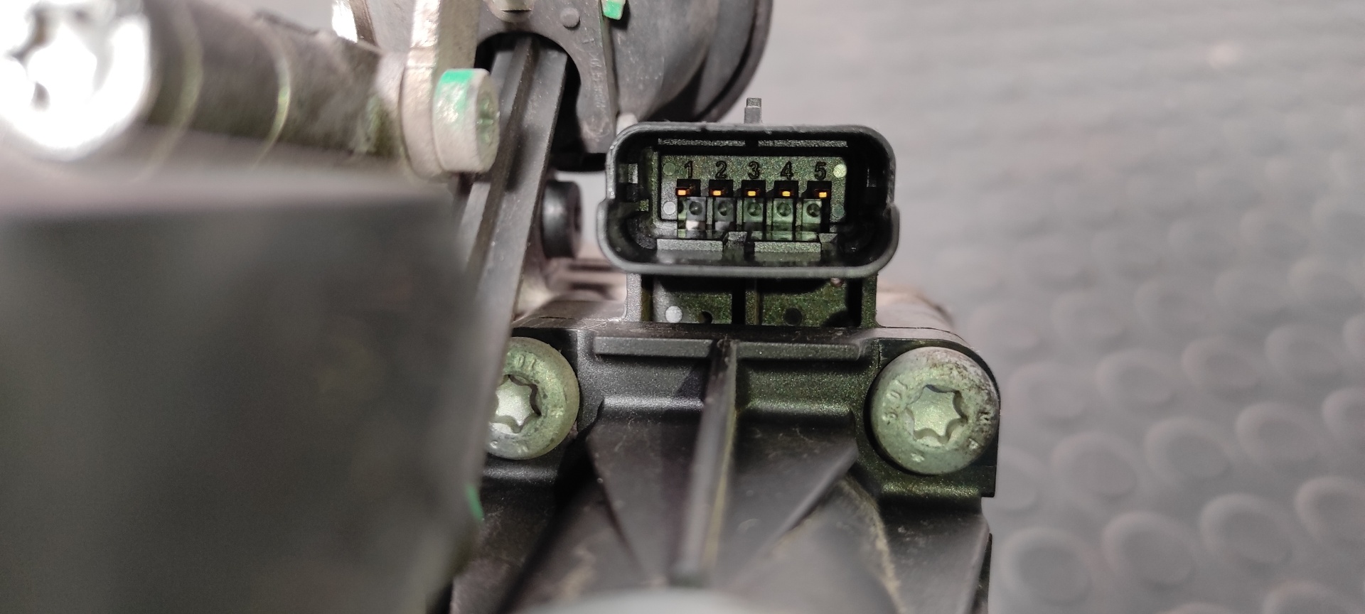 VALVULA EGR PEUGEOT 207 - vista 5