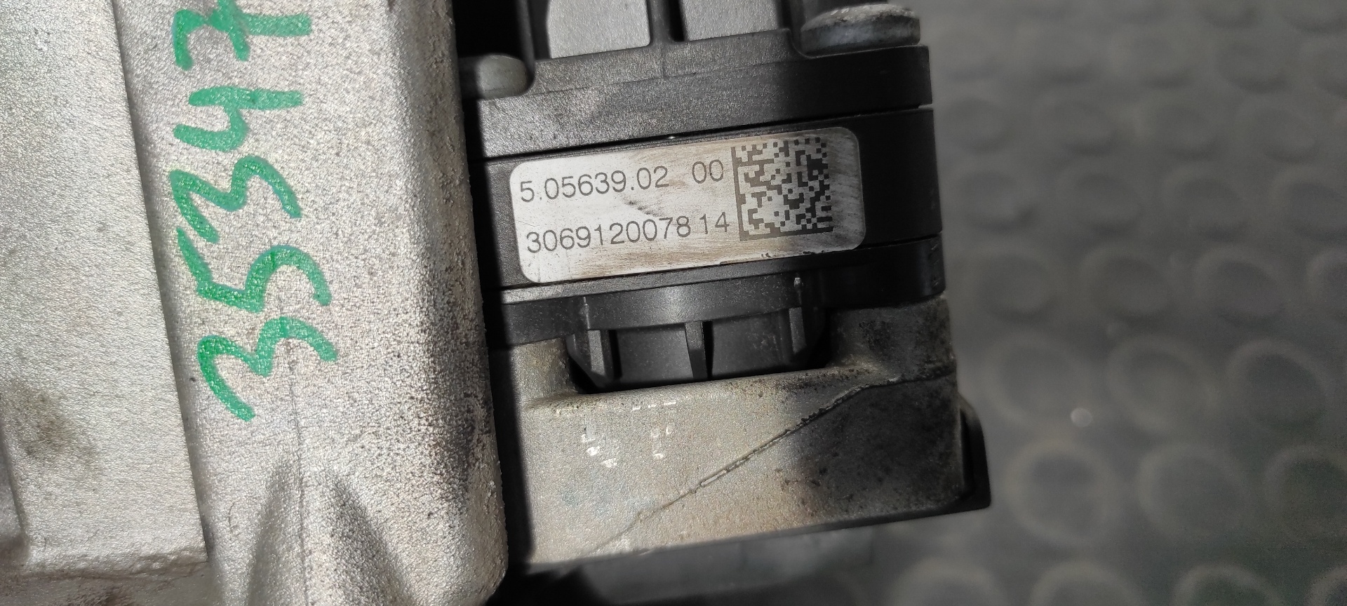 VALVULA EGR PEUGEOT 207 - vista 9