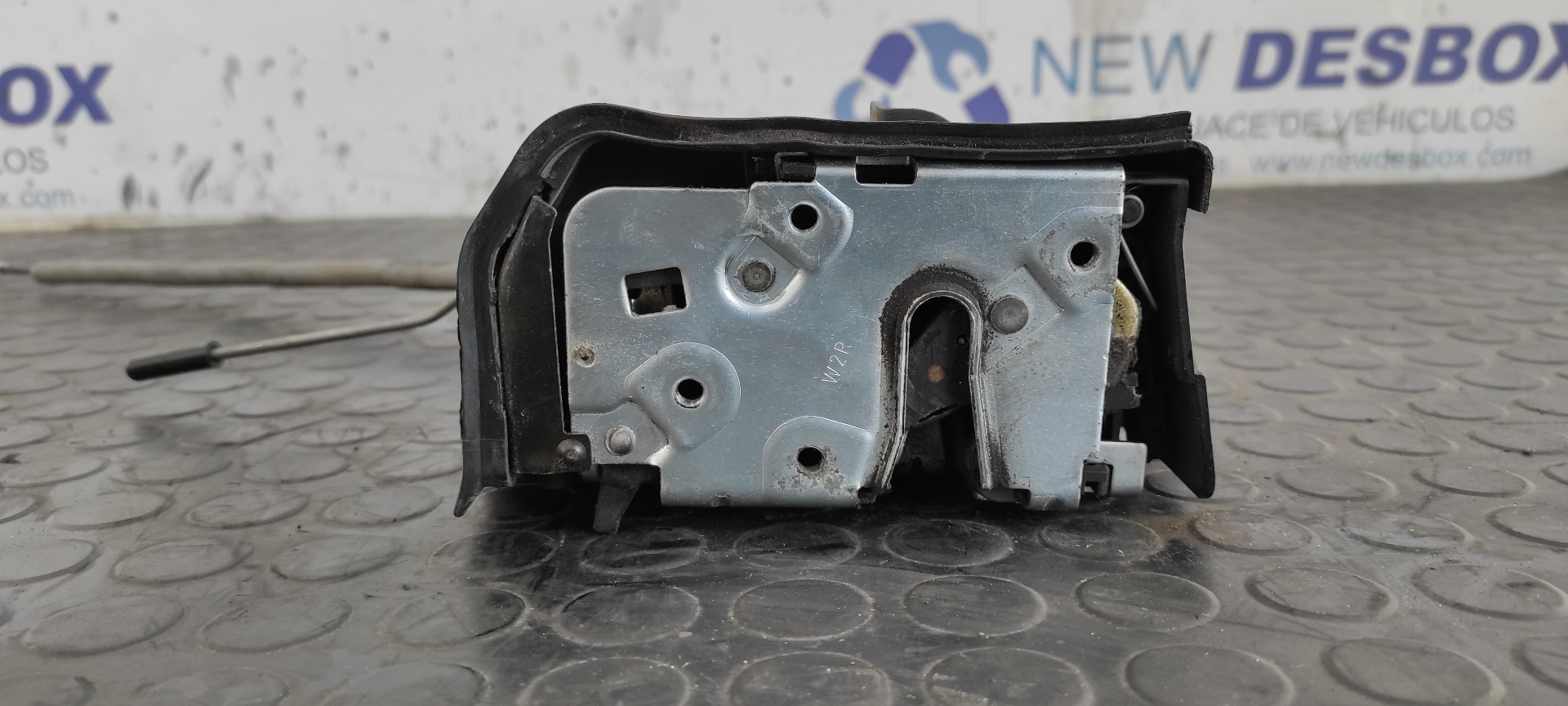 CERRADURA PUERTA TRASERA DERECHA BMW X5 (E53) - vista 2