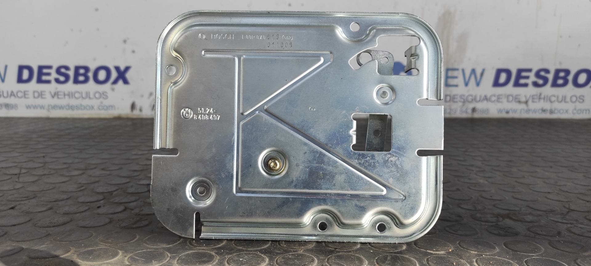 MOTOR CIERRE CENTRALIZADO PORTON BMW X5 (E53) - vista 2