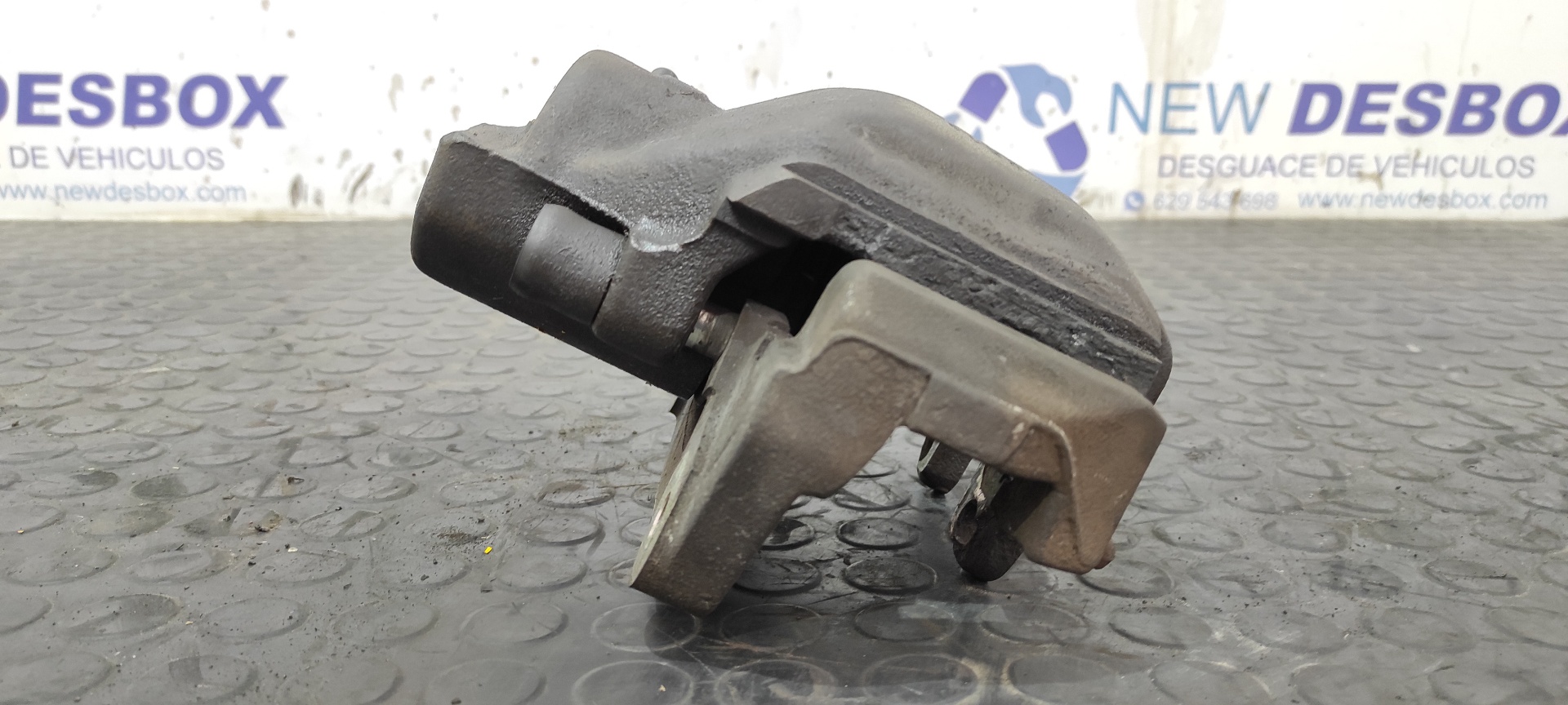 PINZA DE FRENO DELANTERA DERECHA BMW X5 (E53) - vista 8