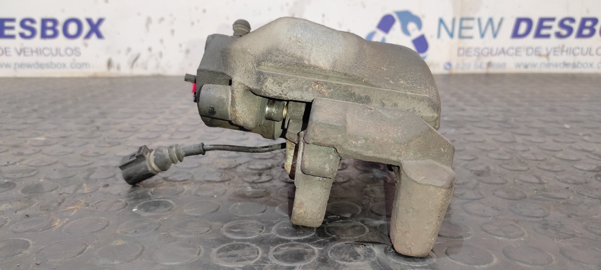 PINZA DE FRENO DELANTERA IZQUIERDA VOLKSWAGEN GOLF V BERLINA (1K1) - vista 7