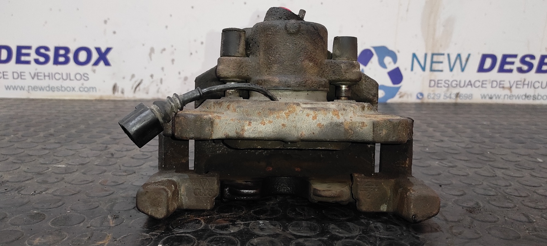 PINZA DE FRENO DELANTERA IZQUIERDA VOLKSWAGEN GOLF V BERLINA (1K1) - vista 4