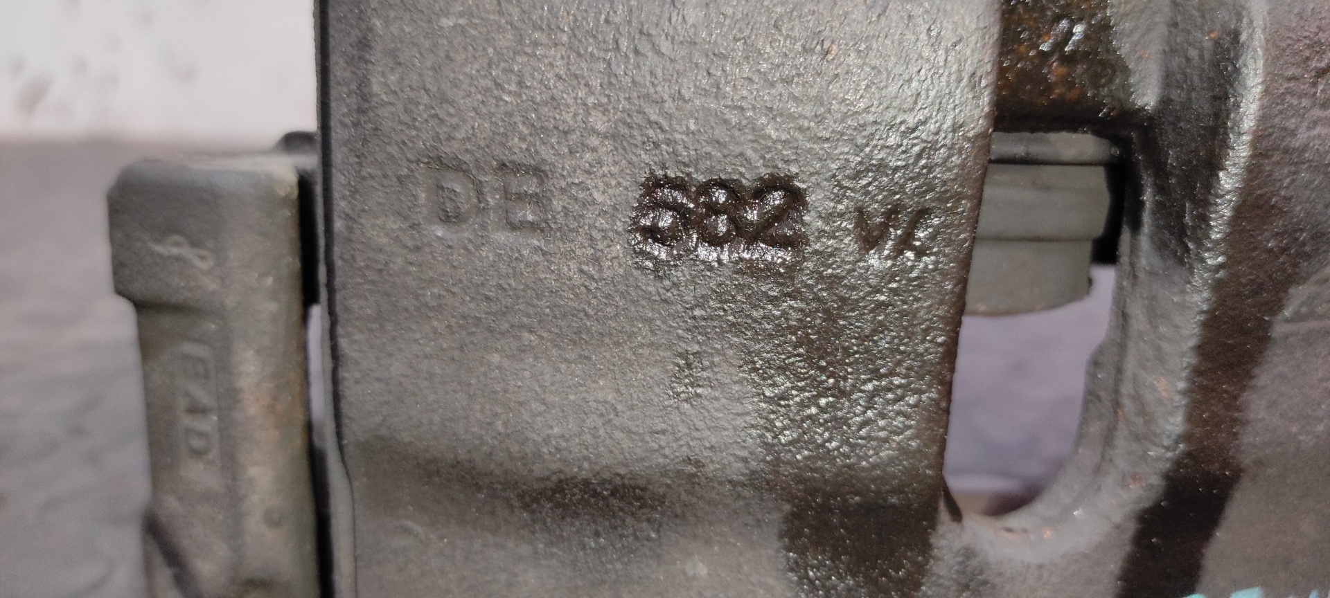 PINZA DE FRENO DELANTERA DERECHA VOLKSWAGEN GOLF V BERLINA (1K1) - vista 4