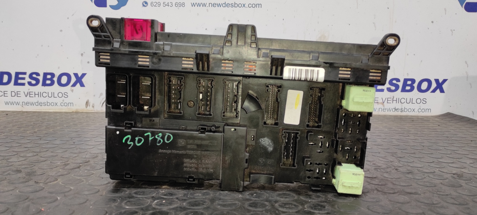 CAJA RELES / FUSIBLES BMW X5 (E53)