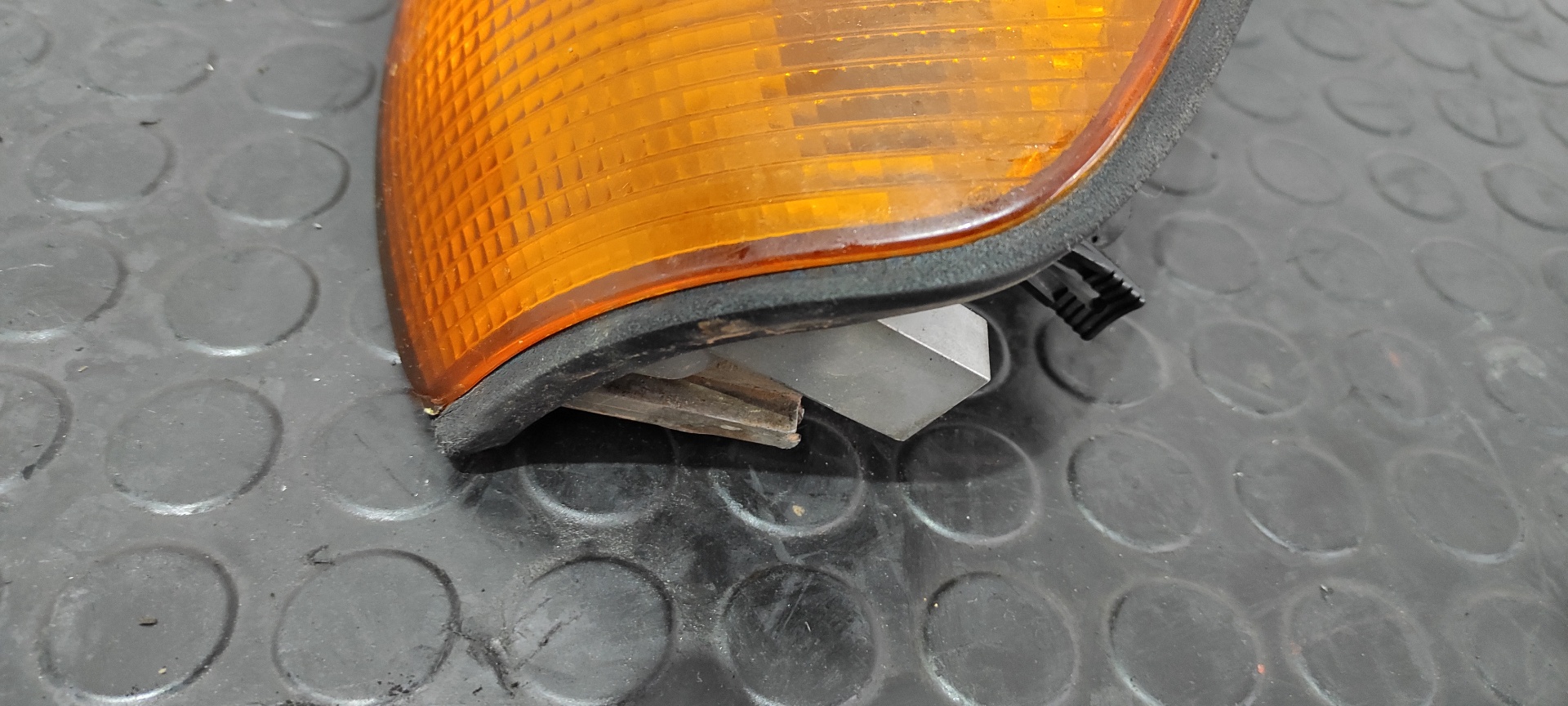 PILOTO DELANTERO DERECHO BMW SERIE 3 BERLINA (E36) - vista 3