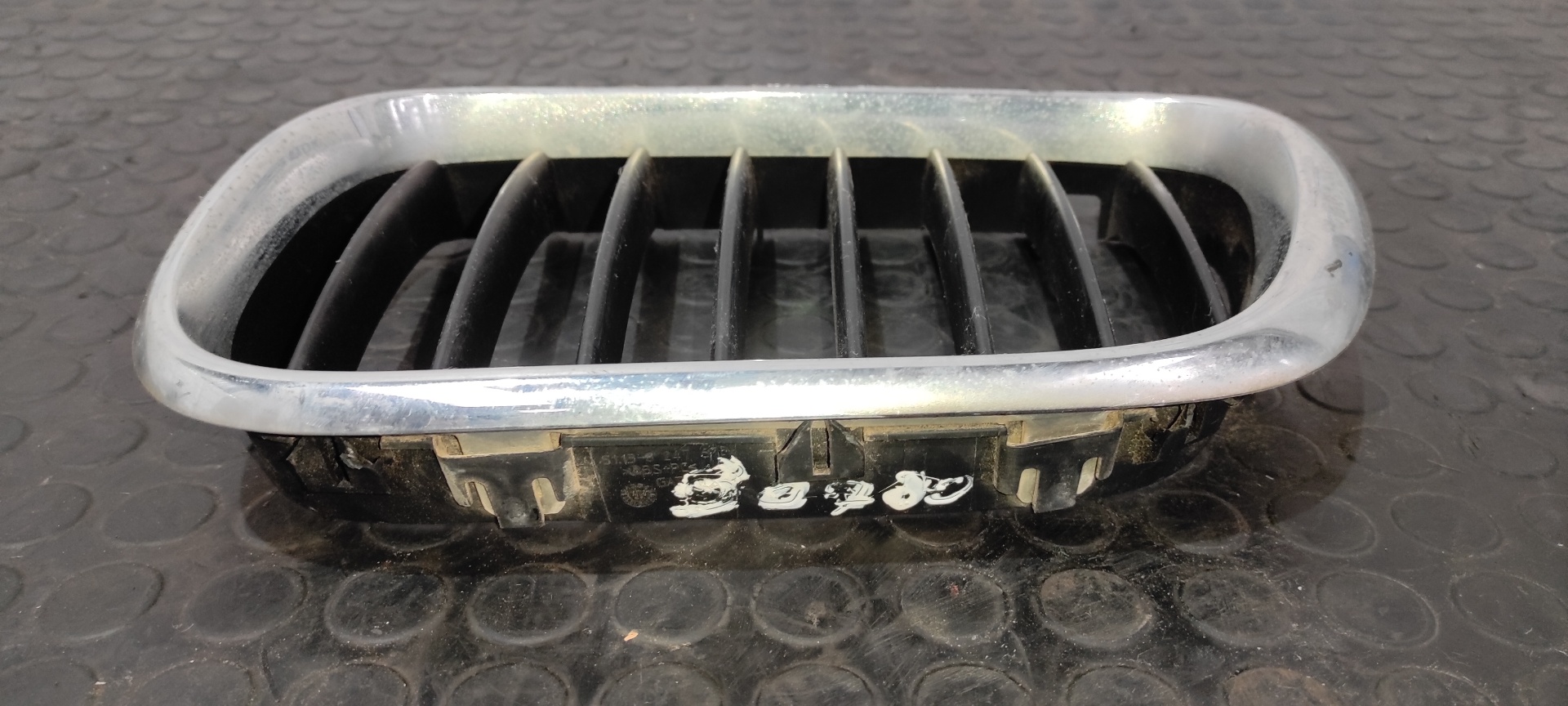 REJILLA DELANTERA BMW X5 (E53) - vista 8