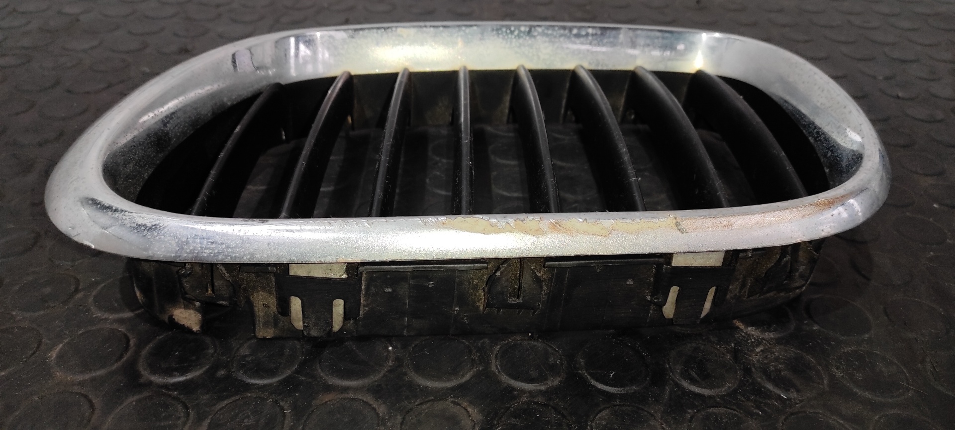 REJILLA DELANTERA BMW X5 (E53) - vista 4