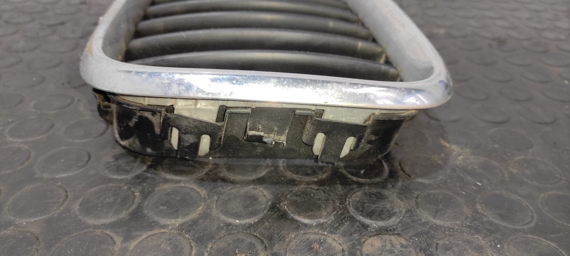 REJILLA DELANTERA BMW X5 (E53) - vista 6