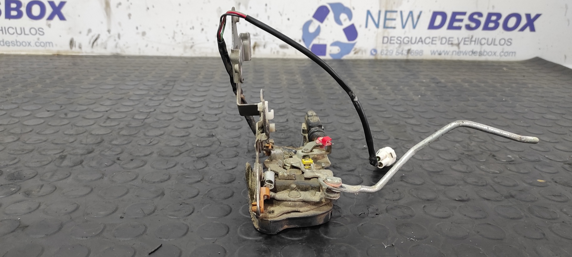 CERRADURA PUERTA DELANTERA DERECHA SUZUKI VITARA SE/SV (ET) - vista 4