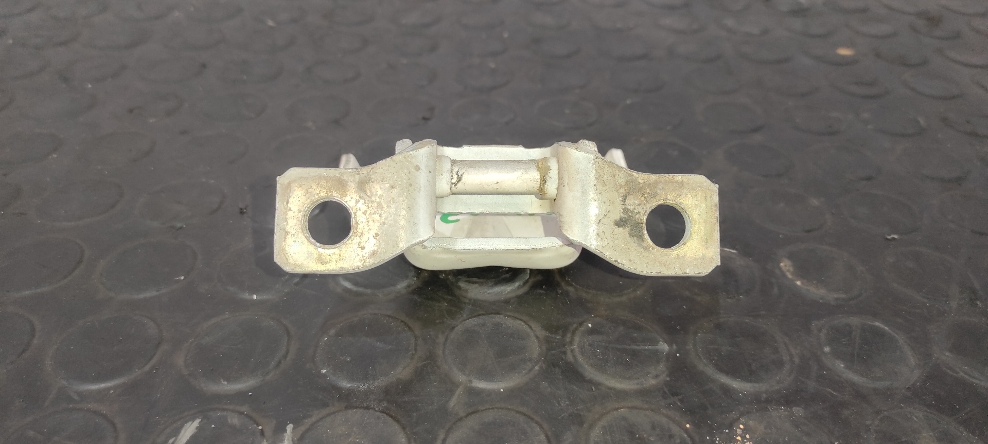 BISAGRAS PUERTA TRASERA DERECHA SUZUKI VITARA SE/SV (ET) - vista 2