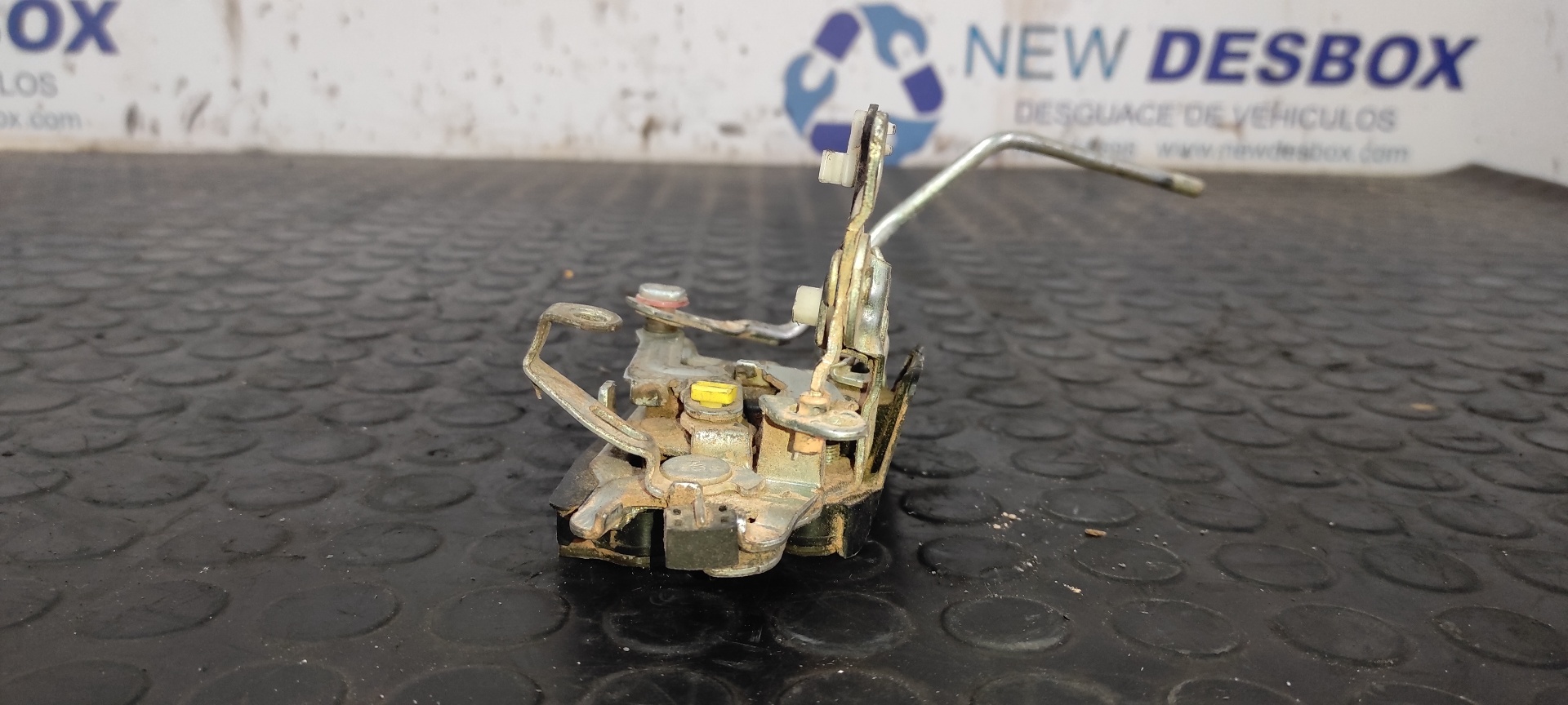 CERRADURA PUERTA DELANTERA DERECHA SUZUKI VITARA SE/SV (ET) - vista 5