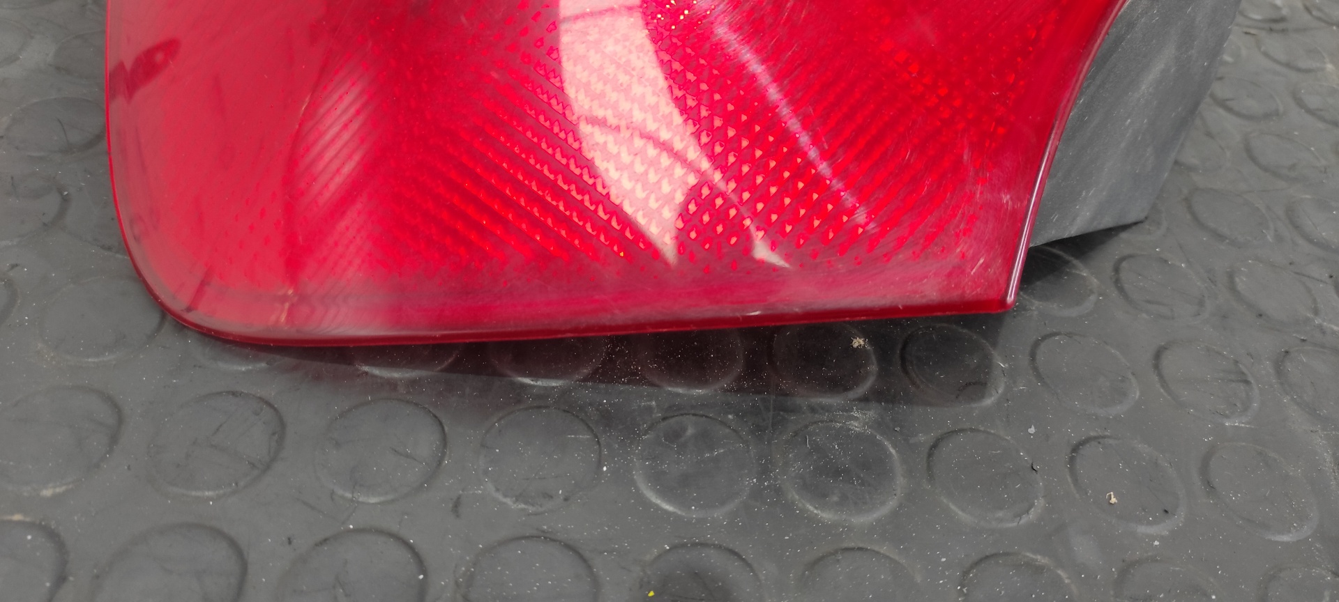 PILOTO TRASERO DERECHO BMW SERIE 1 BERLINA (E81/E87) - vista 3