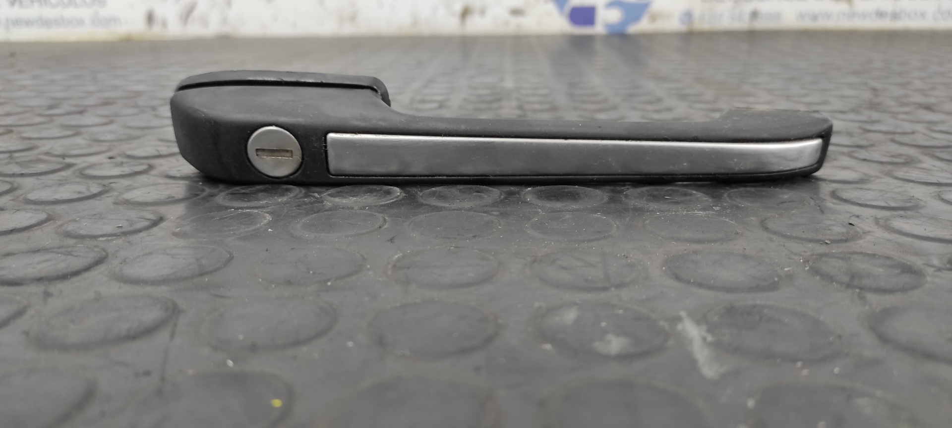 MANETA DELANTERA DERECHA VOLKSWAGEN GOLF I (171/173)