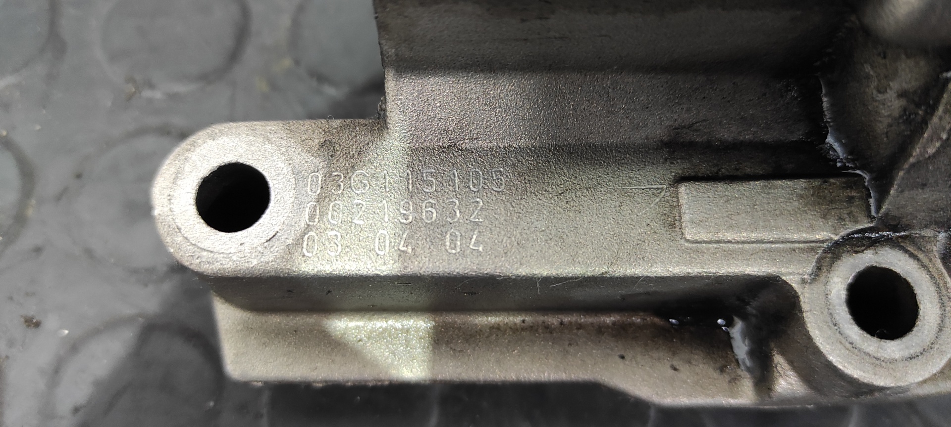 BOMBA ACEITE VOLKSWAGEN GOLF V BERLINA (1K1) - vista 5