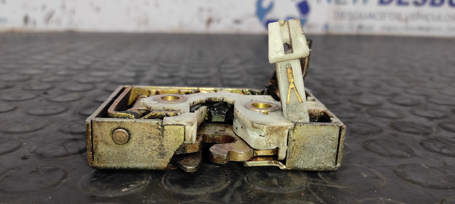 CERRADURA PUERTA DELANTERA DERECHA VOLKSWAGEN GOLF I (171/173) - vista 3