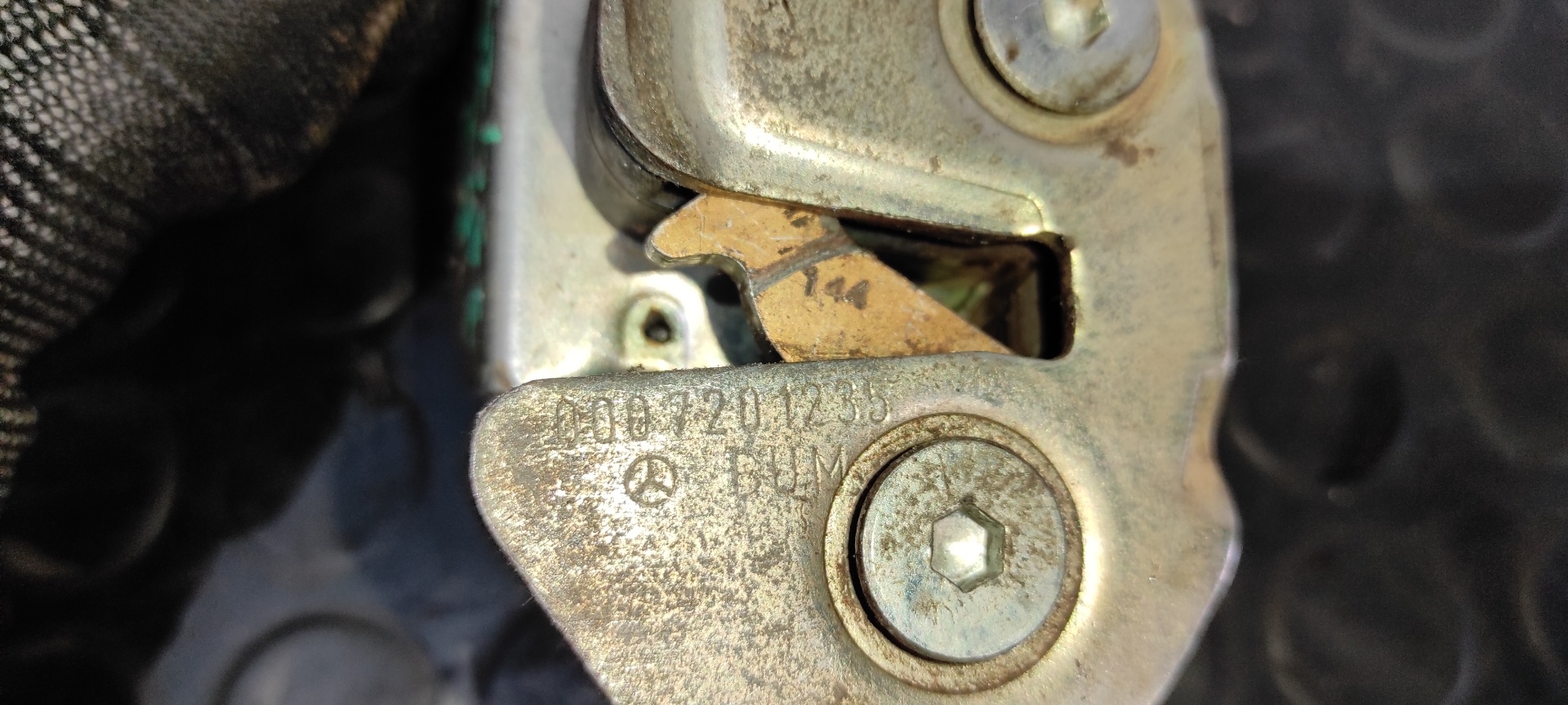 CERRADURA PUERTA DELANTERA DERECHA MERCEDES-BENZ MB 100 D CAJA CERRADA / COMBI - vista 3