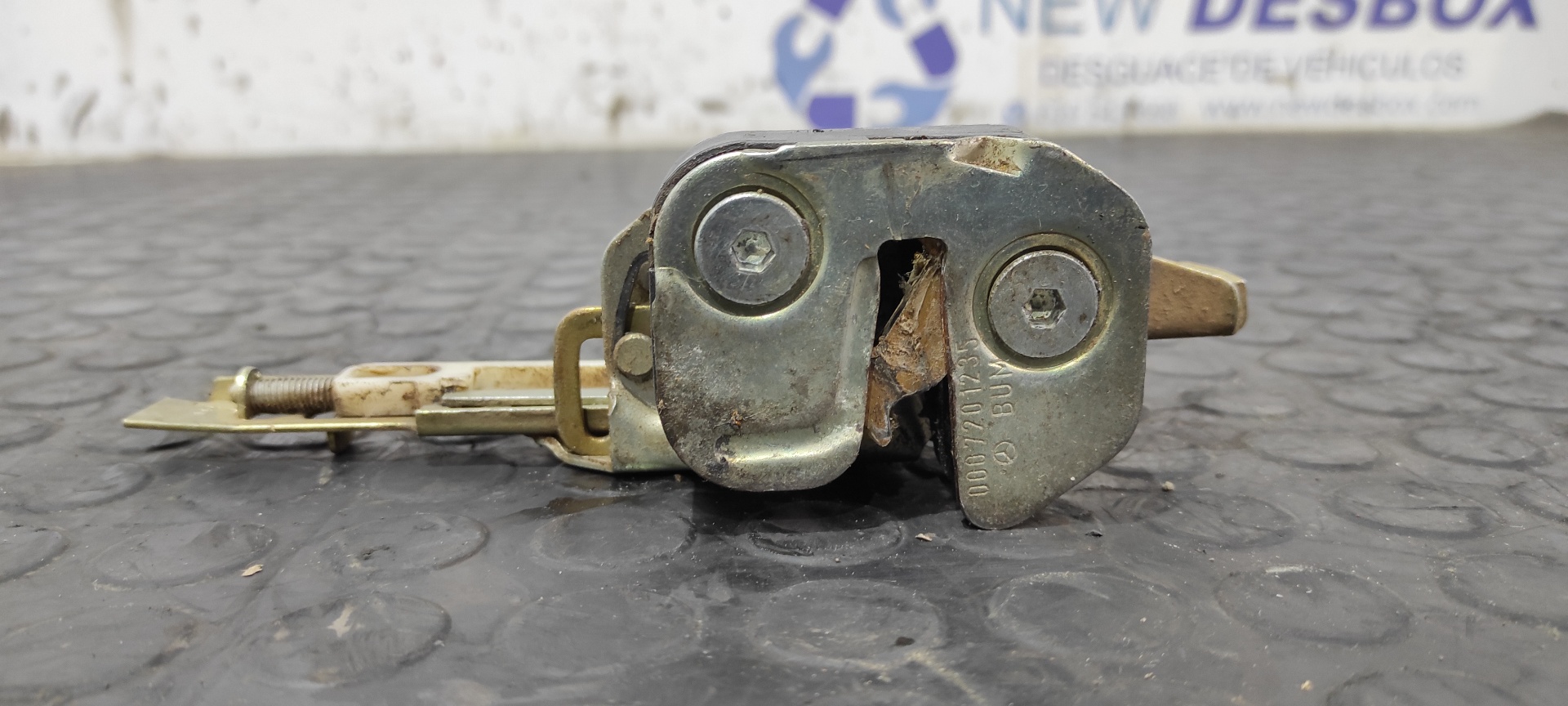 CERRADURA PUERTA TRASERA DERECHA MERCEDES-BENZ MB 100 D CAJA CERRADA / COMBI - vista 5