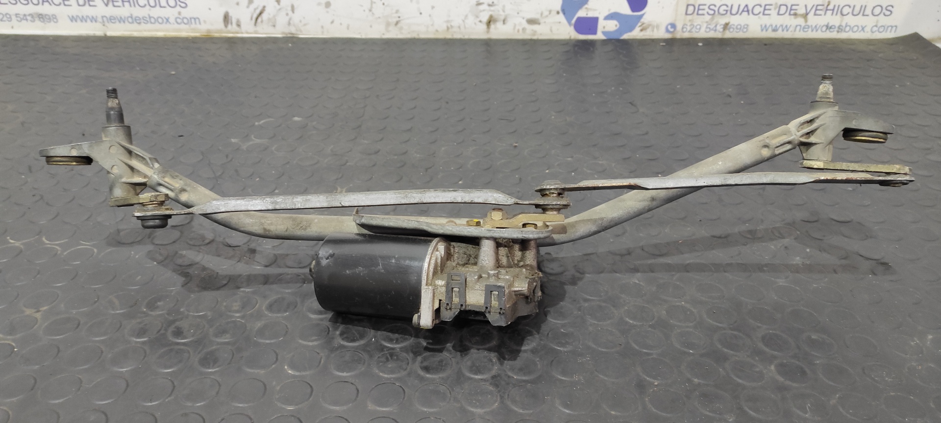 MOTOR LIMPIA DELANTERO AUDI A6 AVANT (4B5) - vista 7