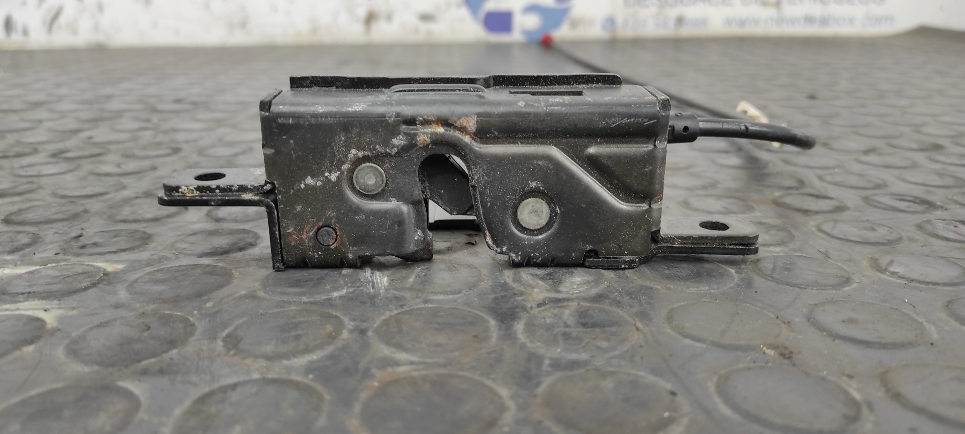 CERRADURA MALETERO / PORTON BMW X5 (E53) - vista 3