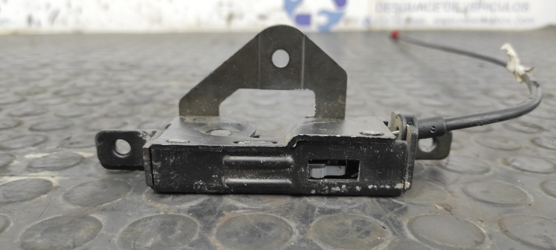 CERRADURA MALETERO / PORTON BMW X5 (E53) - vista 2