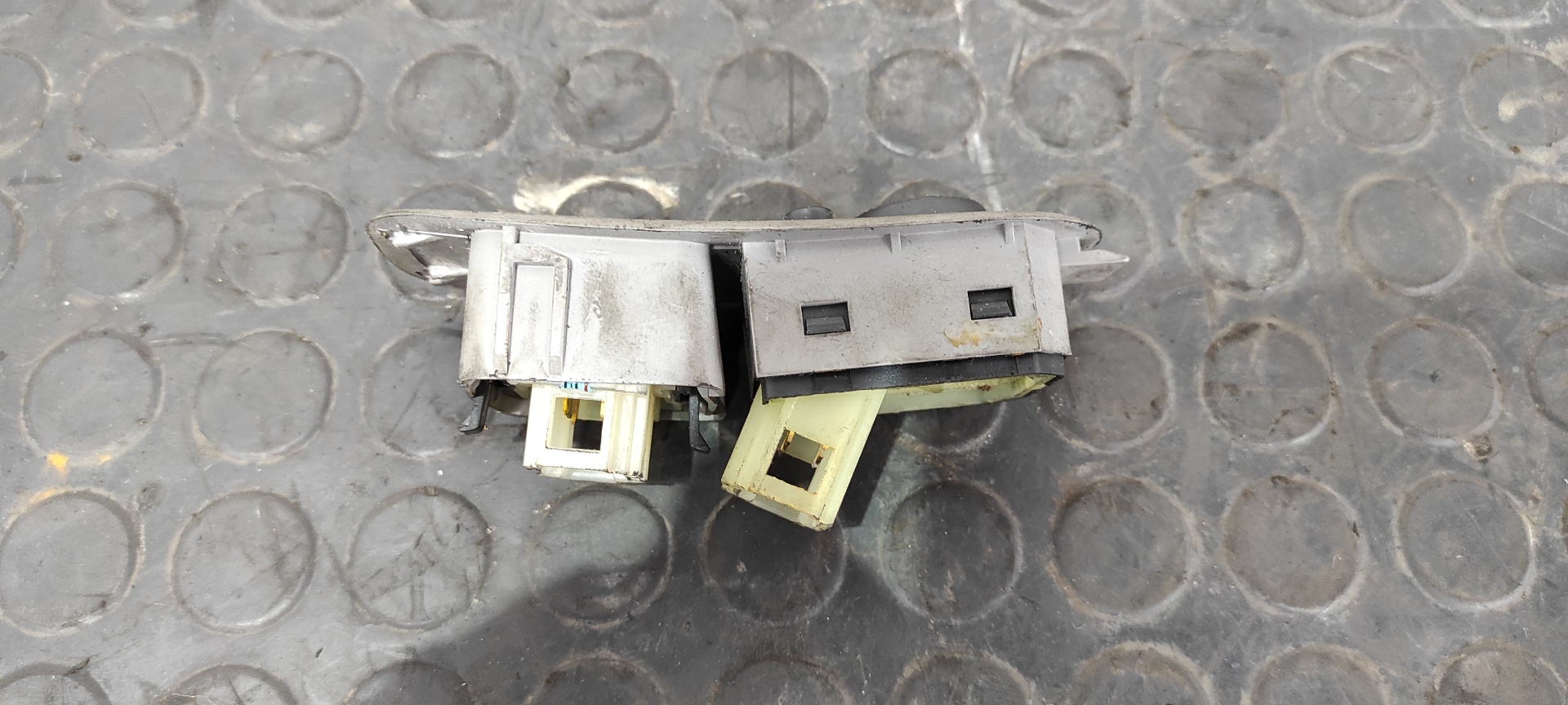 MANDO ELEVALUNAS DELANTERO IZQUIERDO SEAT ALHAMBRA (7V8) - vista 5