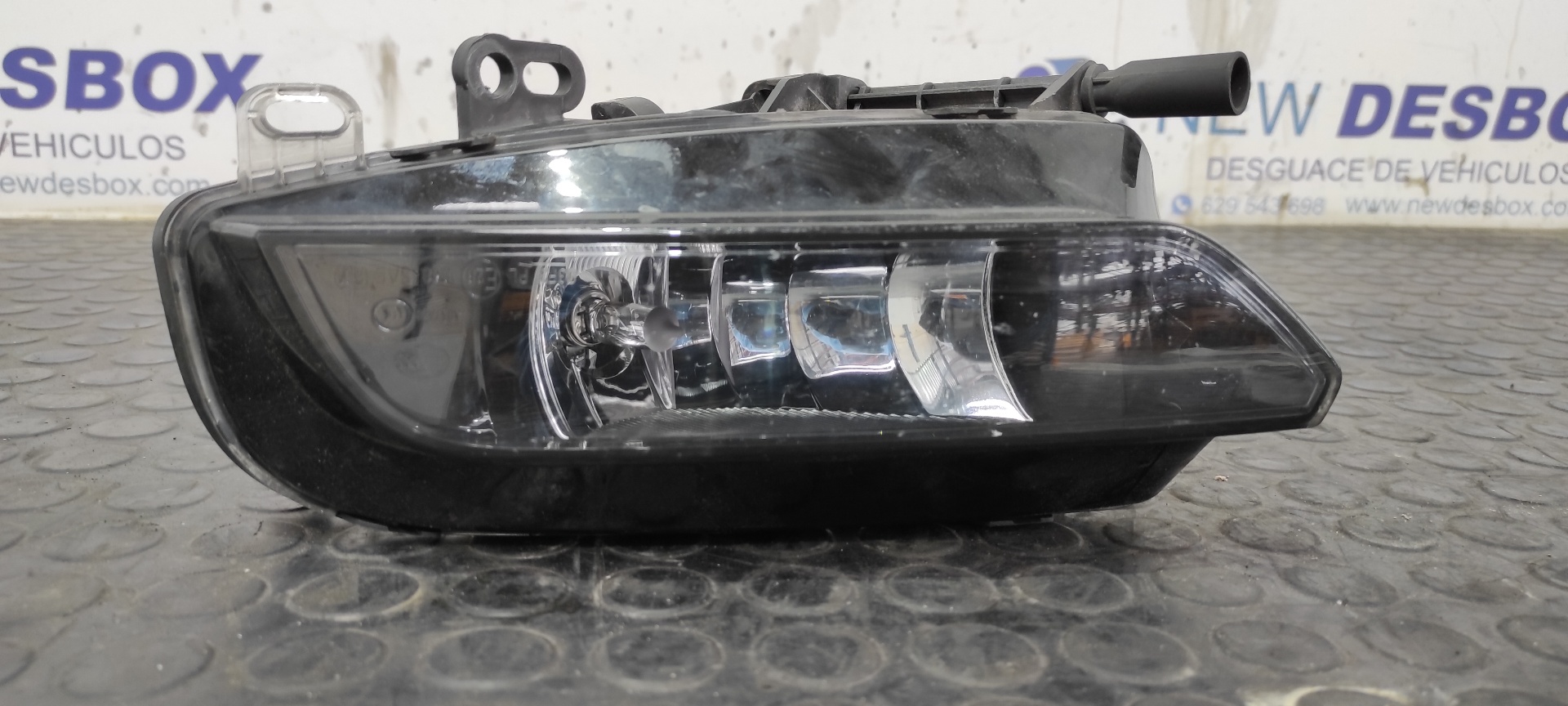 FARO ANTINIEBLA IZQUIERDO AUDI A3 SPORTBACK (8VA)
