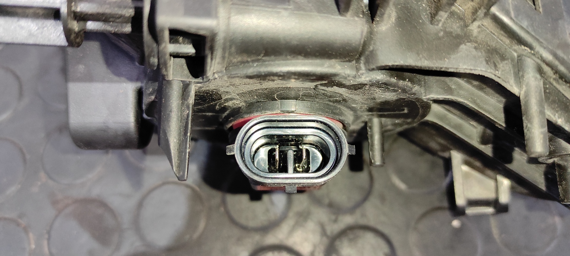 FARO ANTINIEBLA IZQUIERDO AUDI A3 SPORTBACK (8VA) - vista 6