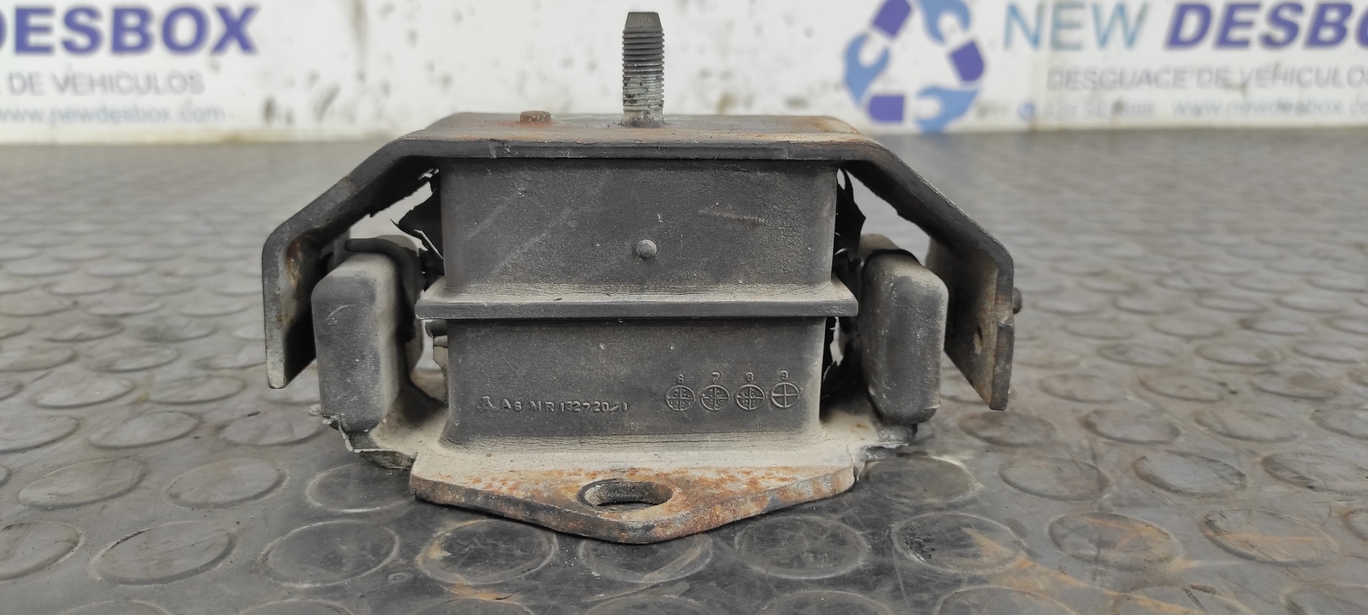 SOPORTE MOTOR MITSUBISHI MONTERO (V20/V40) - vista 4