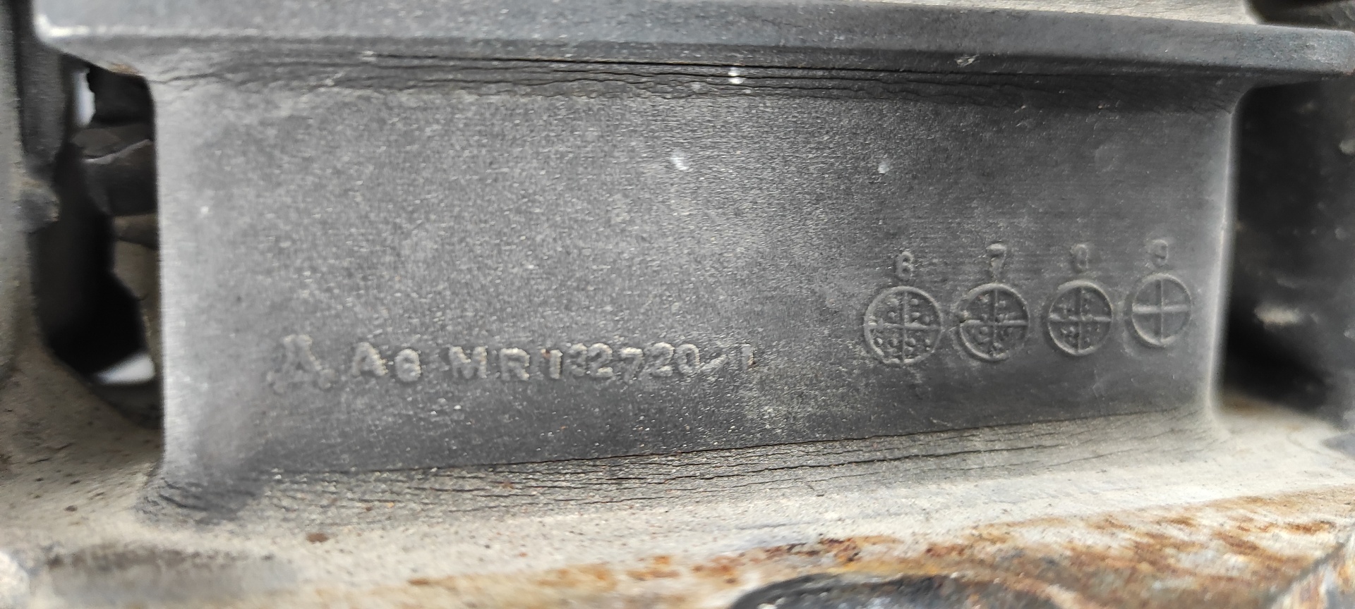 SOPORTE MOTOR MITSUBISHI MONTERO (V20/V40) - vista 2