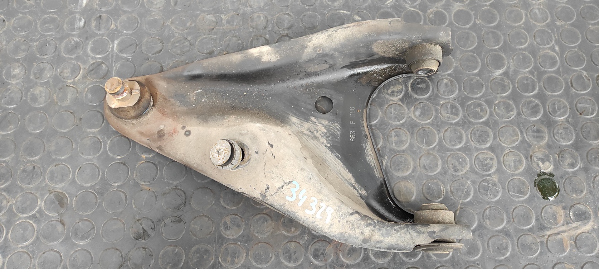 BRAZO IZQUIERDO INFERIOR DELANTERO DACIA LOGAN