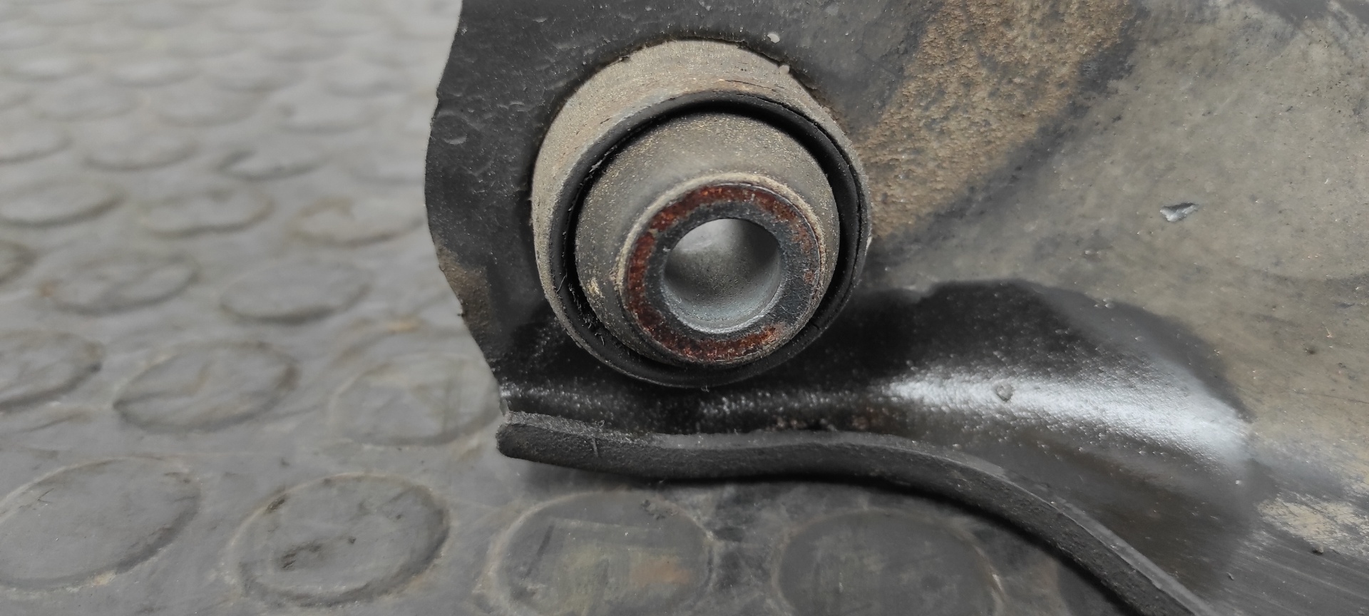 BRAZO IZQUIERDO INFERIOR DELANTERO DACIA LOGAN - vista 4