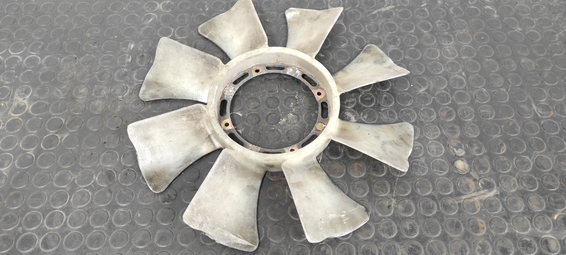 VENTILADOR VISCOSO MOTOR MITSUBISHI MONTERO (V20/V40) - vista 4