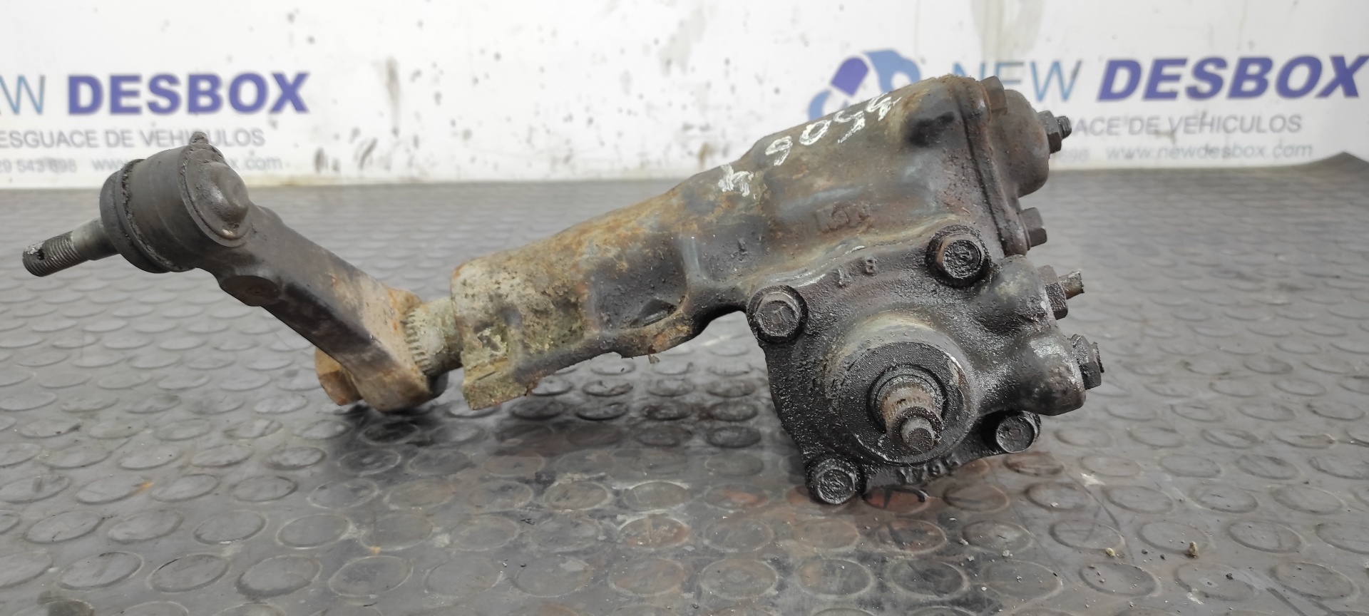 CAJA DIRECCION MITSUBISHI MONTERO (V20/V40)