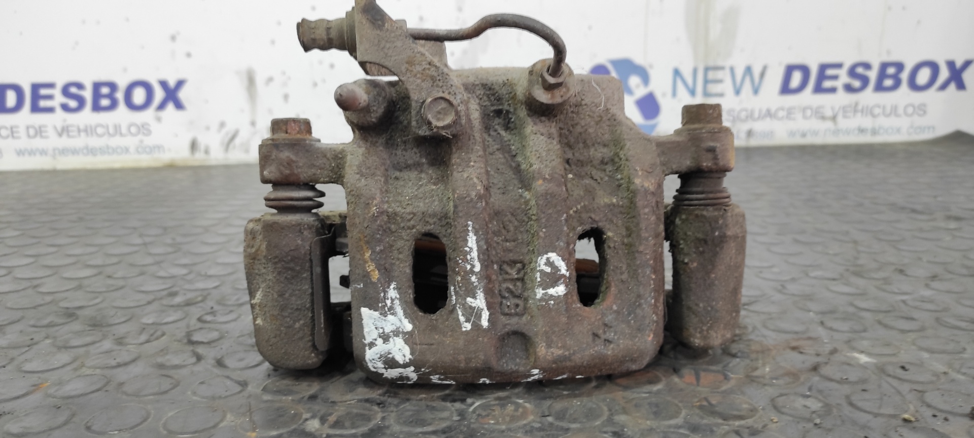 PINZA DE FRENO DELANTERA IZQUIERDA MITSUBISHI MONTERO (V20/V40)