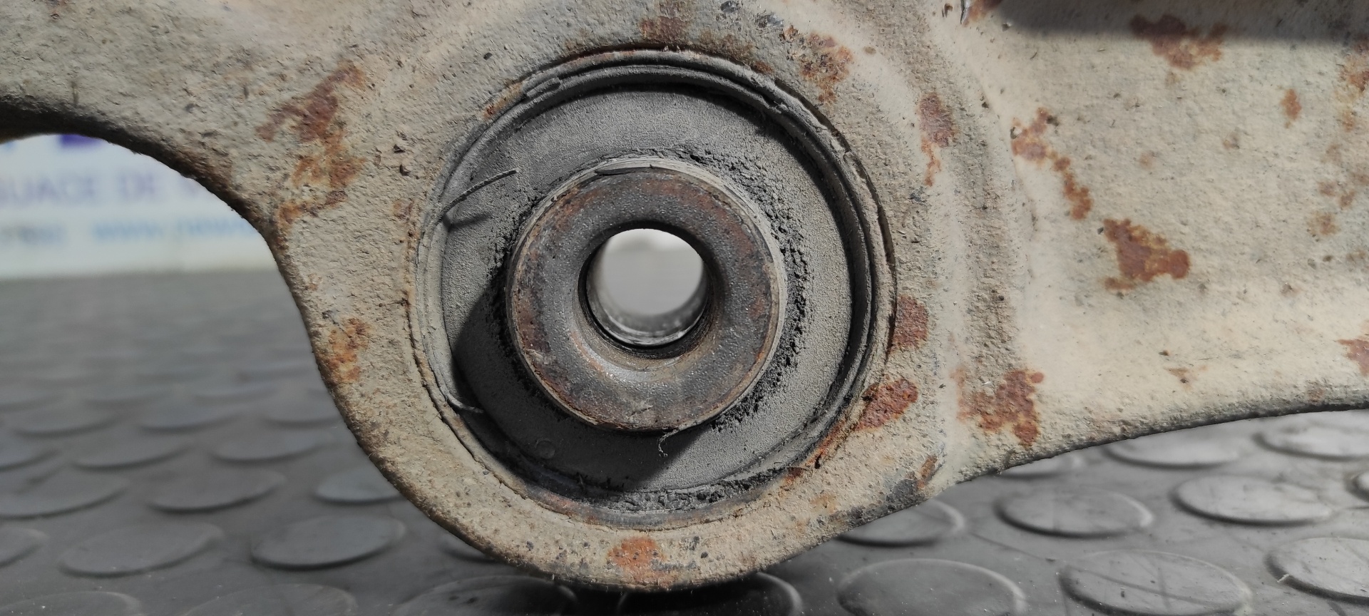 BRAZO IZQUIERDO INFERIOR TRASERO MITSUBISHI MONTERO (V20/V40) - vista 7