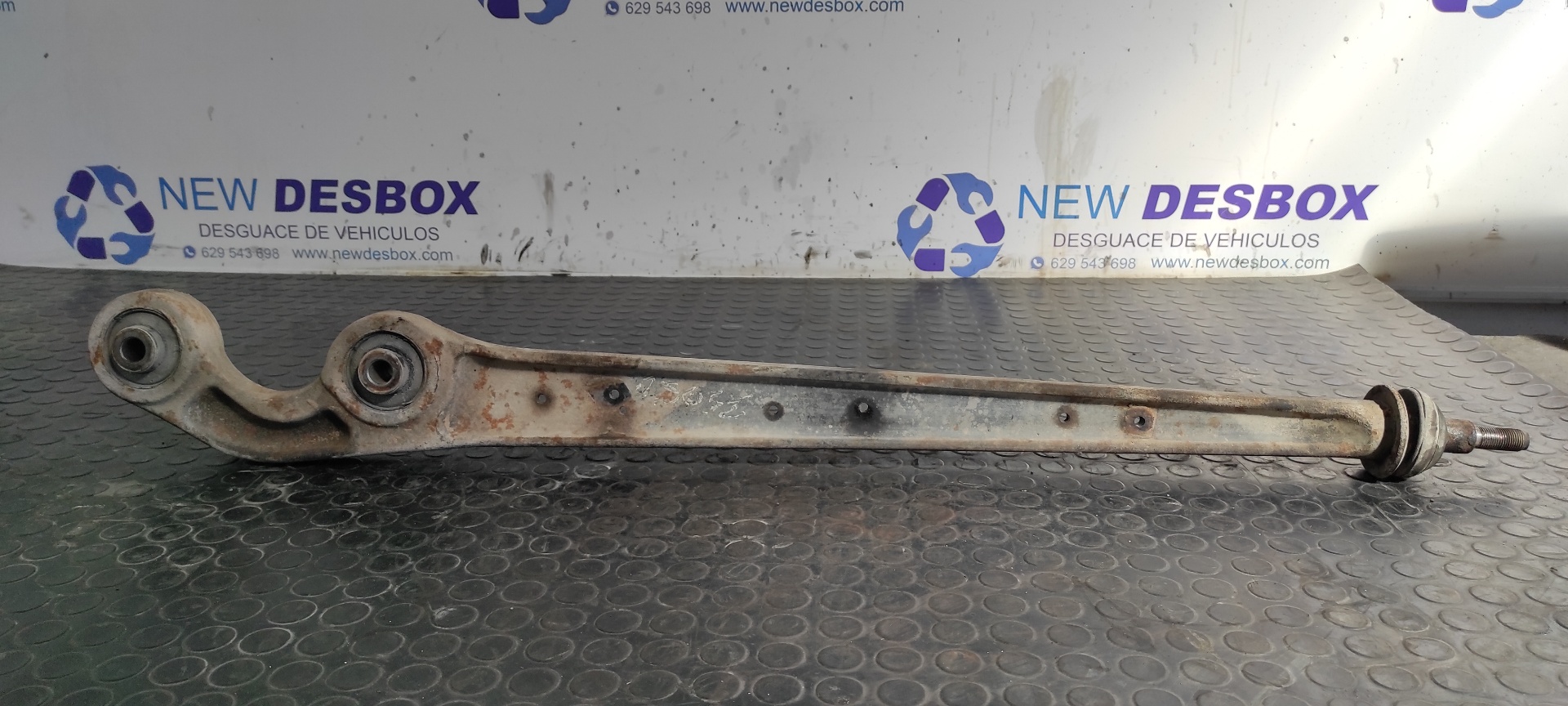 BRAZO DERECHO INFERIOR DELANTERO MITSUBISHI MONTERO (V20/V40)