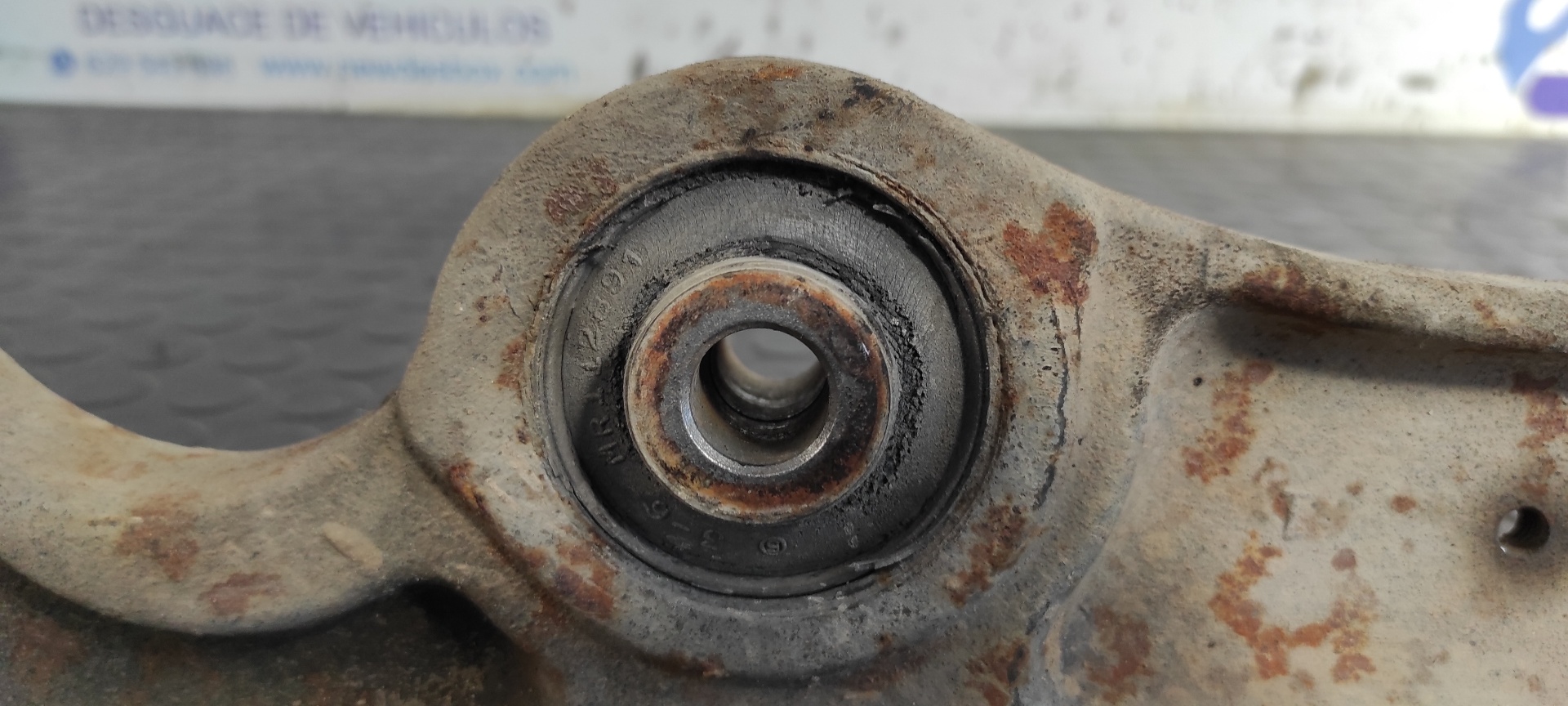 BRAZO DERECHO INFERIOR DELANTERO MITSUBISHI MONTERO (V20/V40) - vista 4