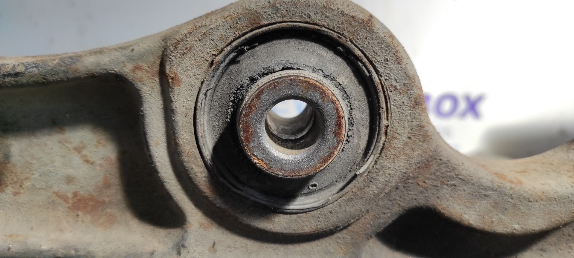 BRAZO DERECHO INFERIOR DELANTERO MITSUBISHI MONTERO (V20/V40) - vista 2