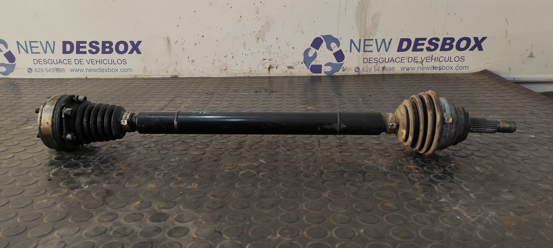 TRANSMISION DELANTERA DERECHA VOLKSWAGEN POLO BERLINA (6N1)