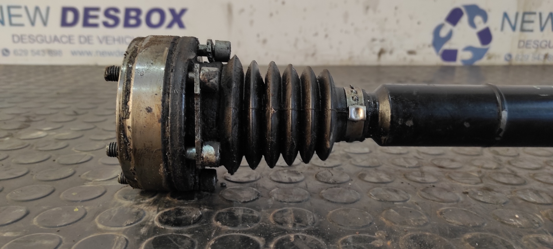 TRANSMISION DELANTERA DERECHA VOLKSWAGEN POLO BERLINA (6N1) - vista 2