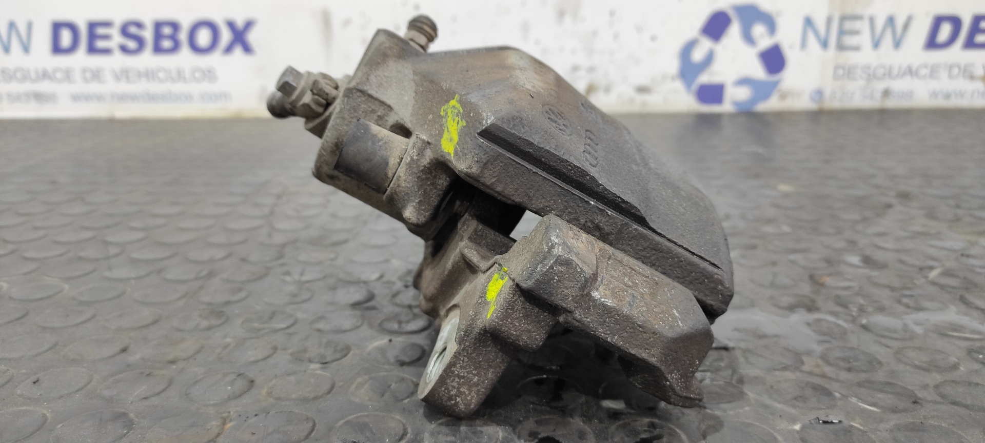 PINZA DE FRENO DELANTERA IZQUIERDA VOLKSWAGEN CADDY KA/KB (2K) - vista 3