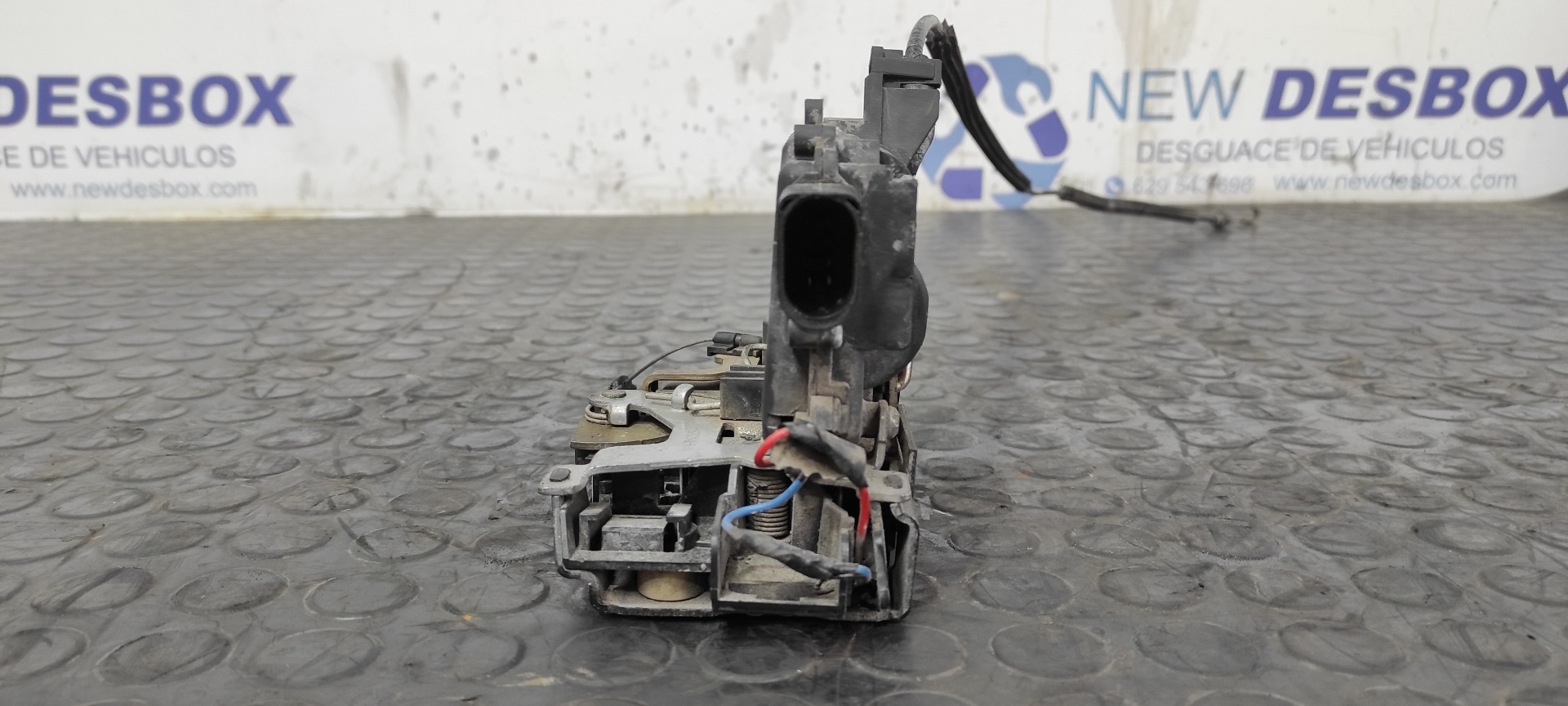 CERRADURA PUERTA DELANTERA DERECHA SEAT AROSA (6H1) - vista 4