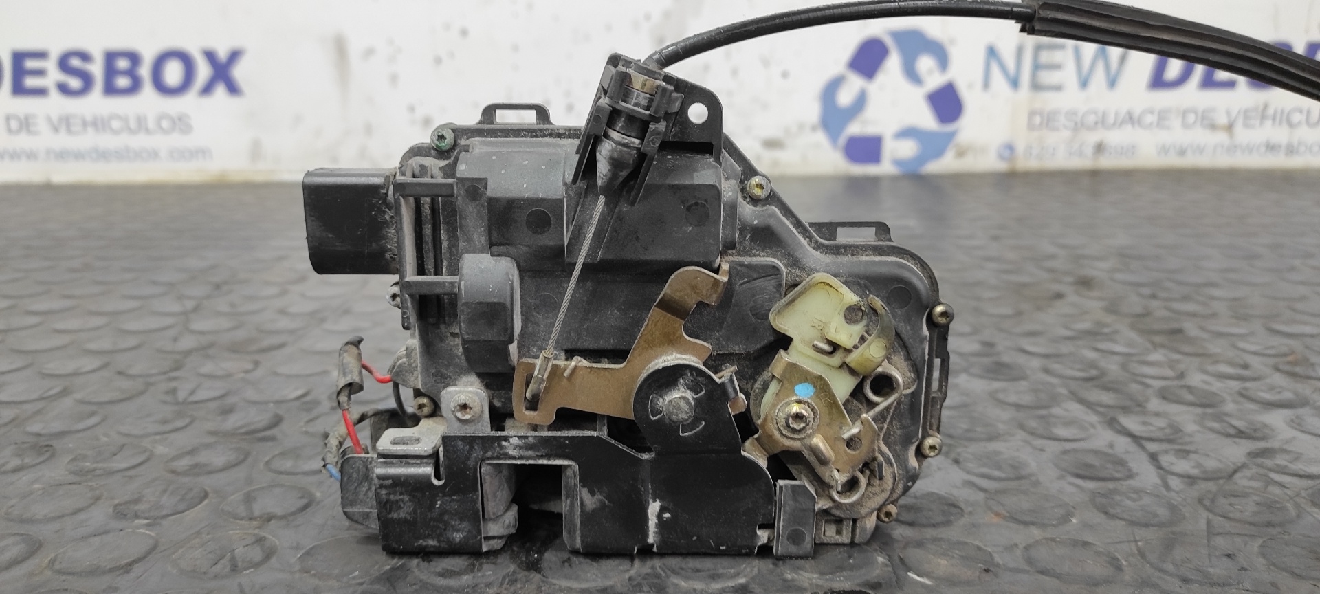 CERRADURA PUERTA DELANTERA DERECHA SEAT AROSA (6H1) - vista 2