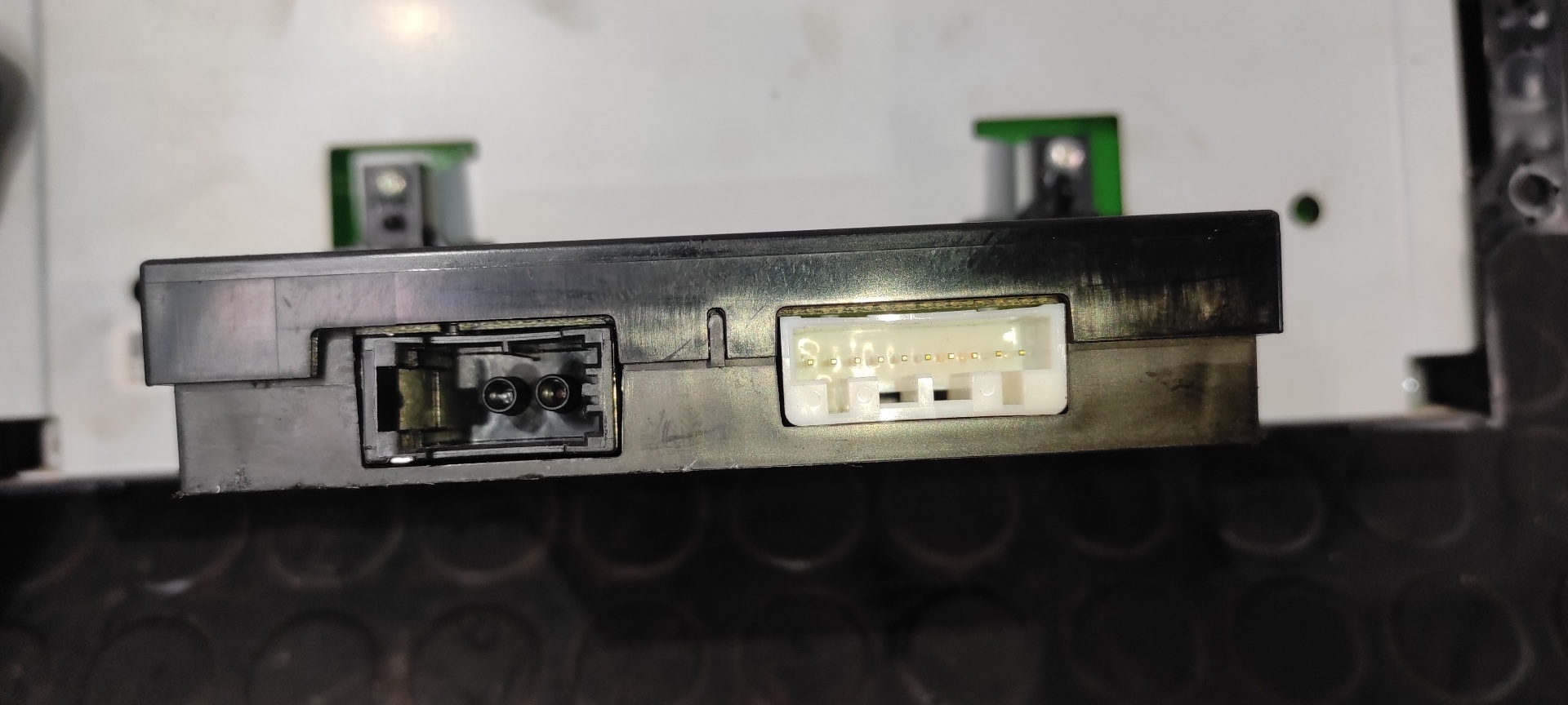 SISTEMA AUDIO / RADIO CD LAND ROVER FREELANDER (LR2) - vista 6