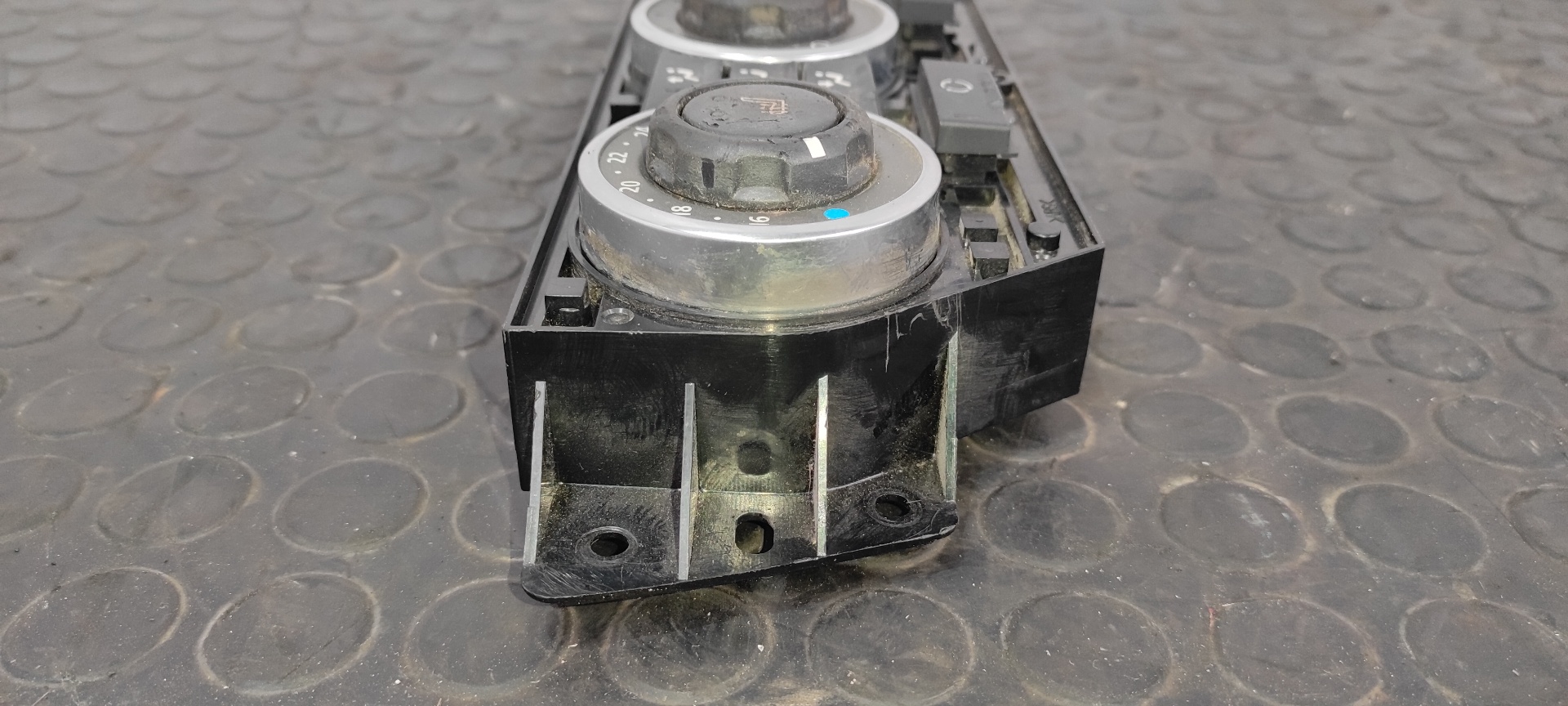 MANDO CLIMATIZADOR LAND ROVER FREELANDER (LR2) - vista 9