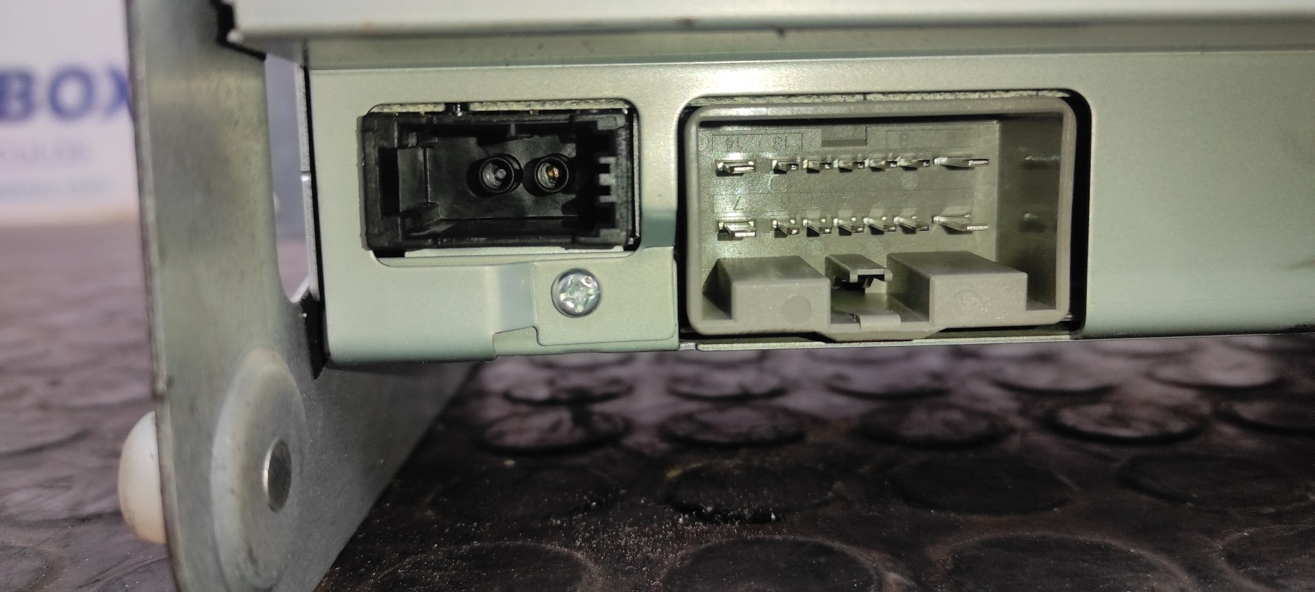 SISTEMA AUDIO / RADIO CD LAND ROVER FREELANDER (LR2) - vista 9