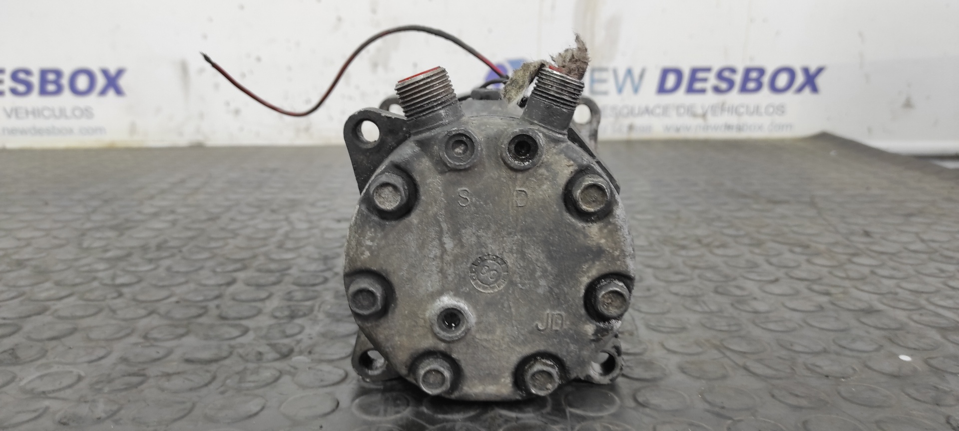 COMPRESOR AIRE ACONDICIONADO MITSUBISHI MONTERO (V20/V40) - vista 3