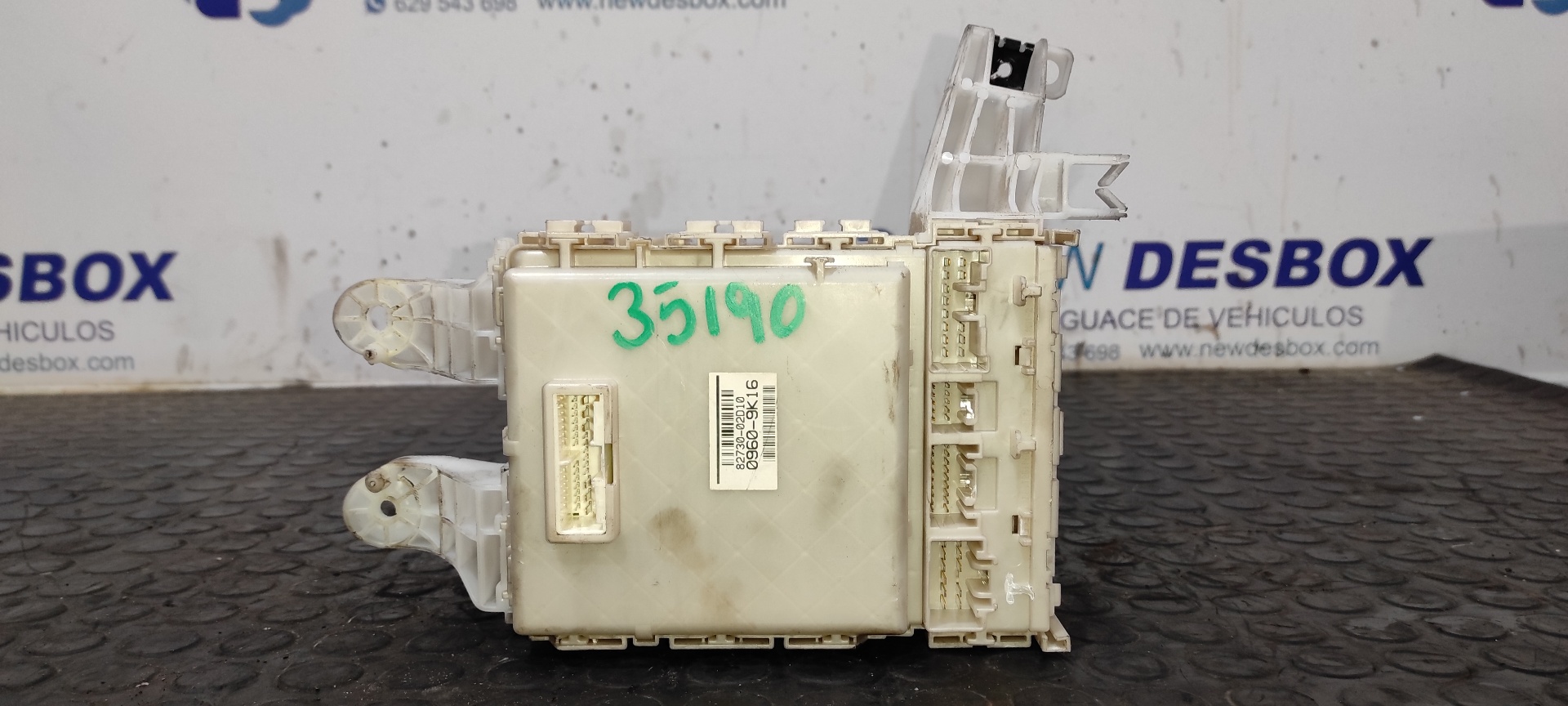 CAJA RELES / FUSIBLES TOYOTA AURIS - vista 10