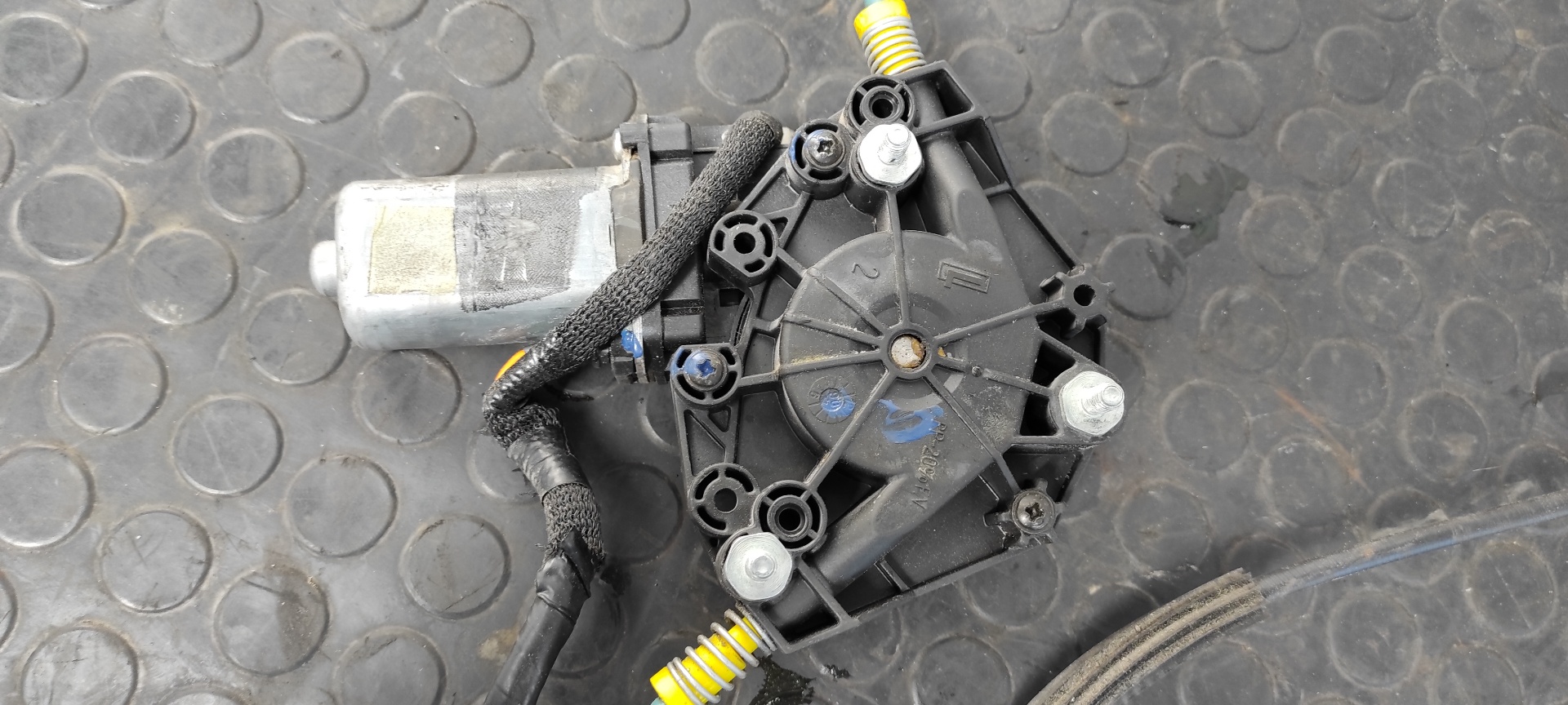 ELEVALUNAS DELANTERO DERECHO ALFA ROMEO GT (125) - vista 2